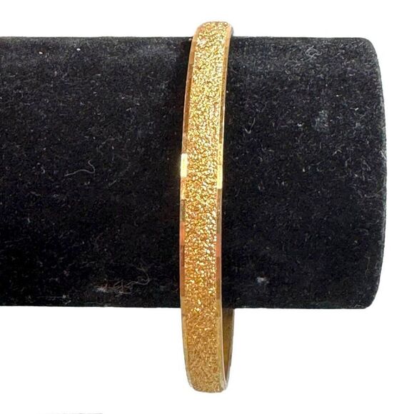 Vintage Textured Sparkle Monet GoldTone Bangle Bracelet Signed Hollywood Regency - Picture 1 of 5